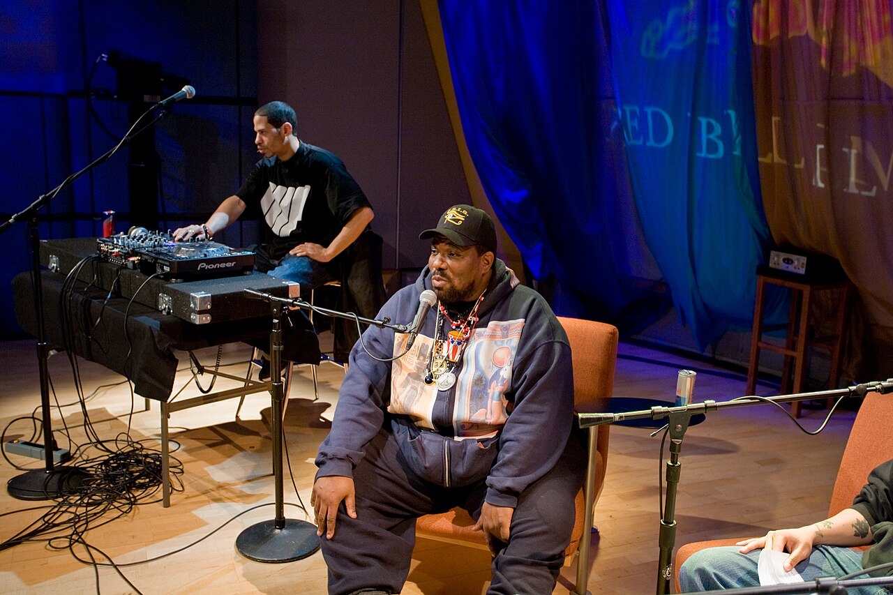 Imagem de apoio: Afrika Bambaataa 2009 IMG 8349